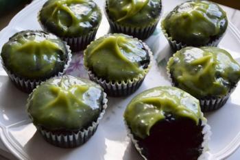 Avocado, Chocolate & Olive Oil Cupcakes w/ Avo Glaze Dessert Recipe