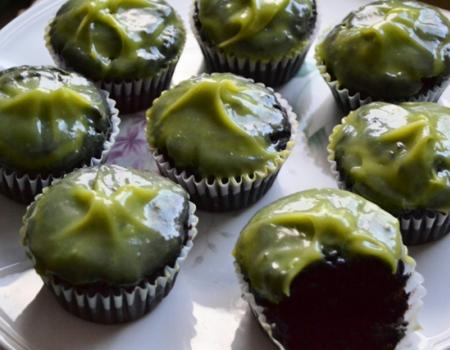 Avocado, Chocolate & Olive Oil Cupcakes w/ Avo Glaze Dessert Recipe