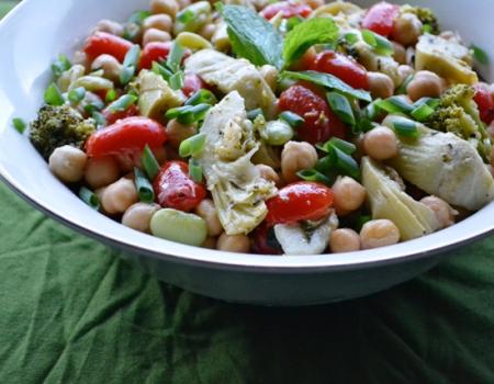 Chickpea, Tomato & Artichoke Salad Recipe