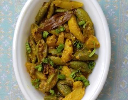 Tangy & Spicy Potato Stir Fry Cooking Recipe