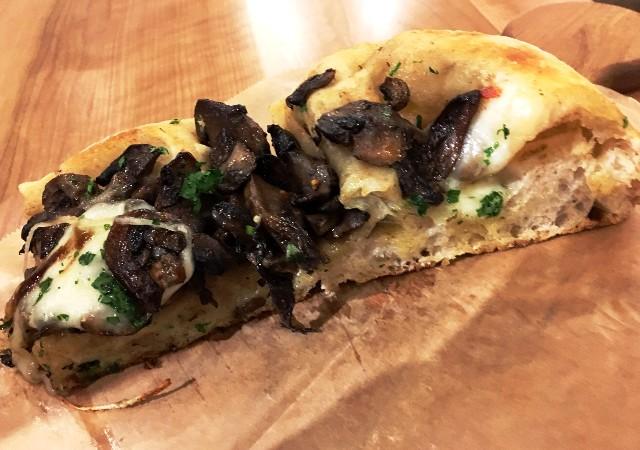 Pizza alla Palla – Eataly Restaurant Review